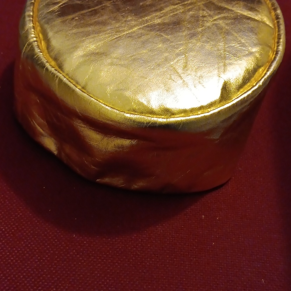 Hat - Picture 2 of 2
